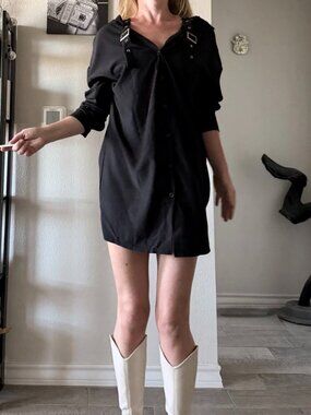 Stylish and chic animal print dress, size S